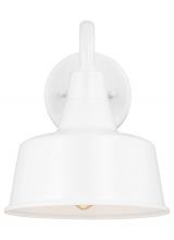 VC Studio Collection 8537401EN3-15 - Barn Light Small One Light Outdoor Wall Lantern